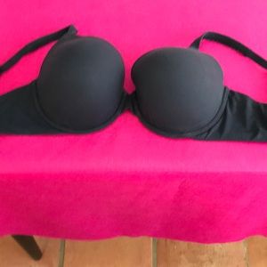 VICTORIA’S SECRET BRA